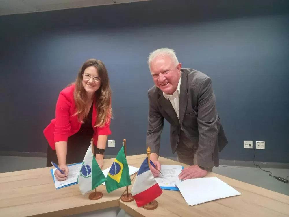 Ganhando o Mundo: Fundação Araucária firma acordo com Universidade de Compiègne Foto: Fundação Araucária