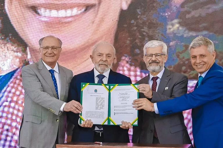 Novos acordos e R$ 546,6 bilhões em investimentos impulsionam transformação da agroindústria brasileira