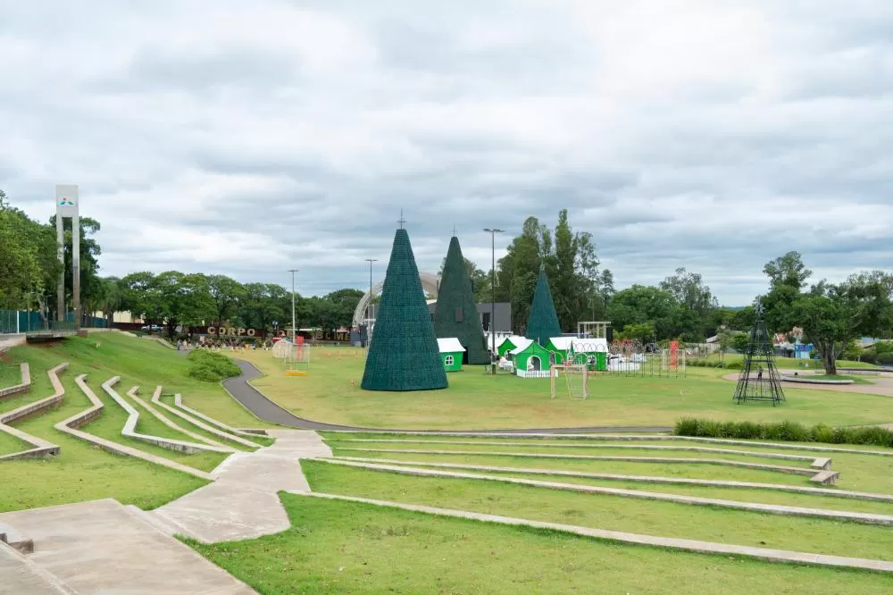 Gramadão vai sendo preparado para receber a Vila Encantada. Foto: Sara Cheida/Itaipu Binacional