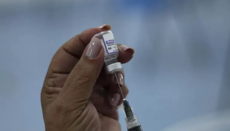 Pais que decidiram não vacinar seus filhos contra Covid-19 foram condenados • Fernando Silva/Pera Photo Press/Estadão Conteúdo