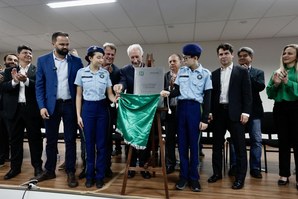 Governador em Exercício Darci Piana inaugura Colégio Cívico-Militar 1º Centenário, em Campo Largo. Foto: Gabriel Rosa/AEN