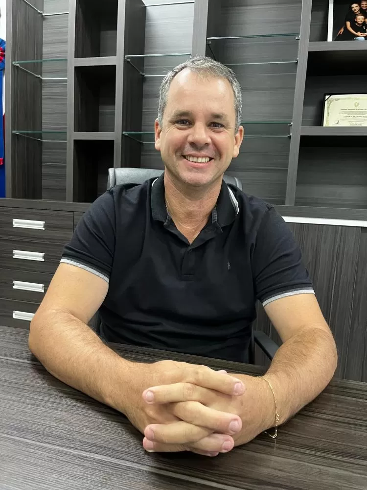 Prefeito Canela Apresenta Avanços e Lança Projeto Inovador com “Cartão Volta às Aulas”