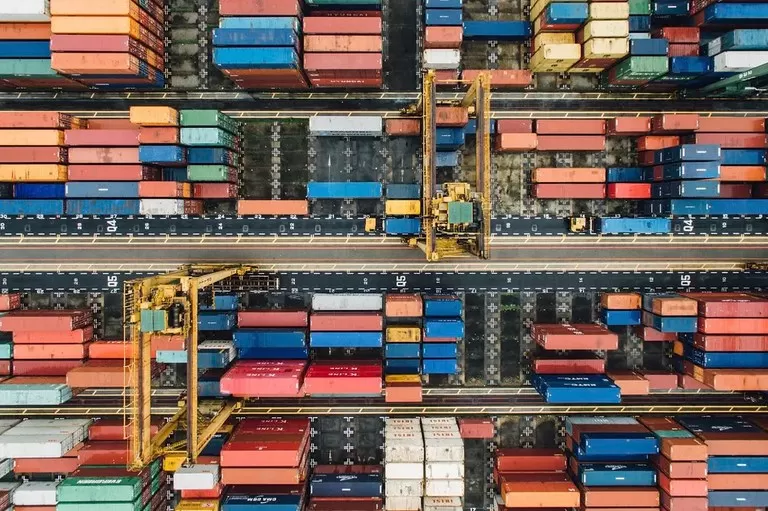 Exportações na indústria de transformação atingiram maior valor desde o início da série histórica, em 1997, Foto: rawpixel.com / Divulgação