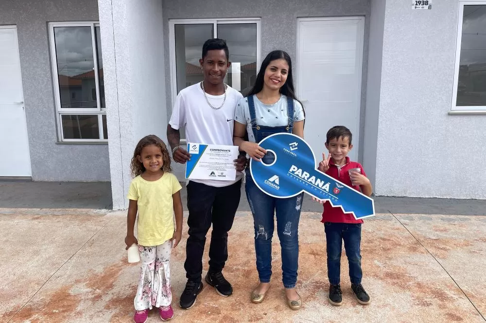 Com R$ 2 milhões do Casa Fácil, 104 famílias de Campo Mourão conquistam imóveis próprios