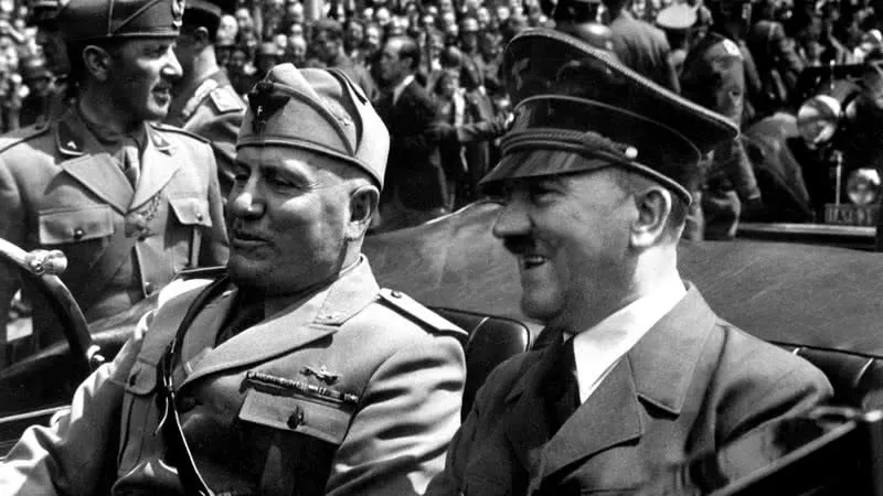O primeiro encontro de Hitler e Mussolini