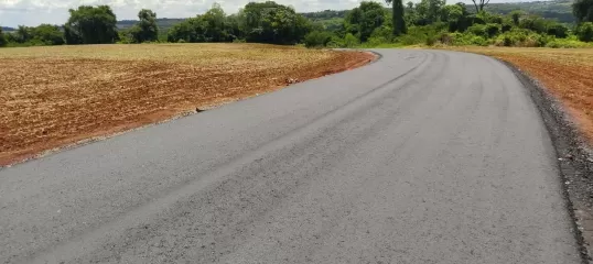 Asfalto Novo na Linha Arara: Progresso e Investimento