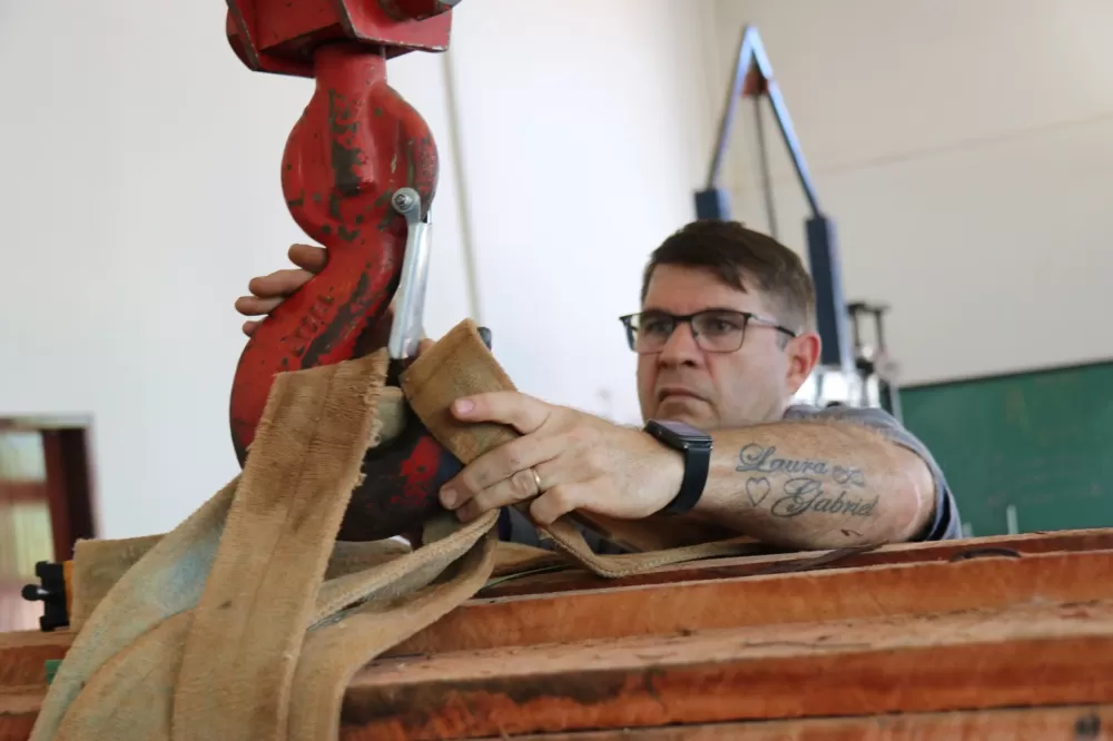 Laboratório de Estruturas e Materiais de Engenharia da Unioeste oferece serviços para a comunidade