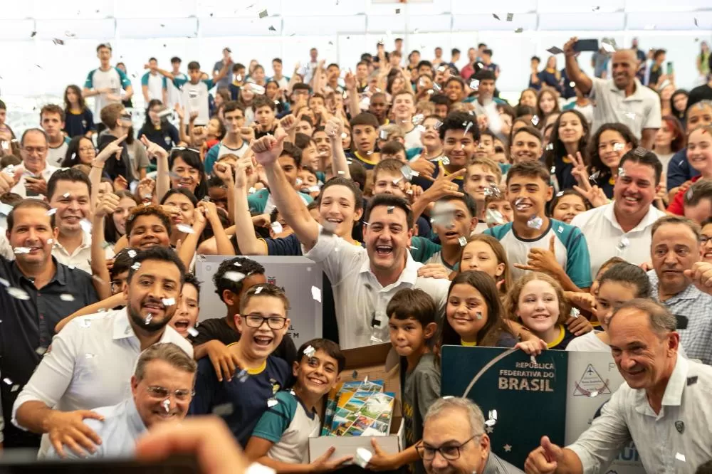 Toledo, 11 de fevereiro de 2025 - O governador Carlos Massa Ratinho Junior inaugura o Colégio Estadual Jardim Gisela, em Toledo. Foto: Roberto Dziura Jr/AEN