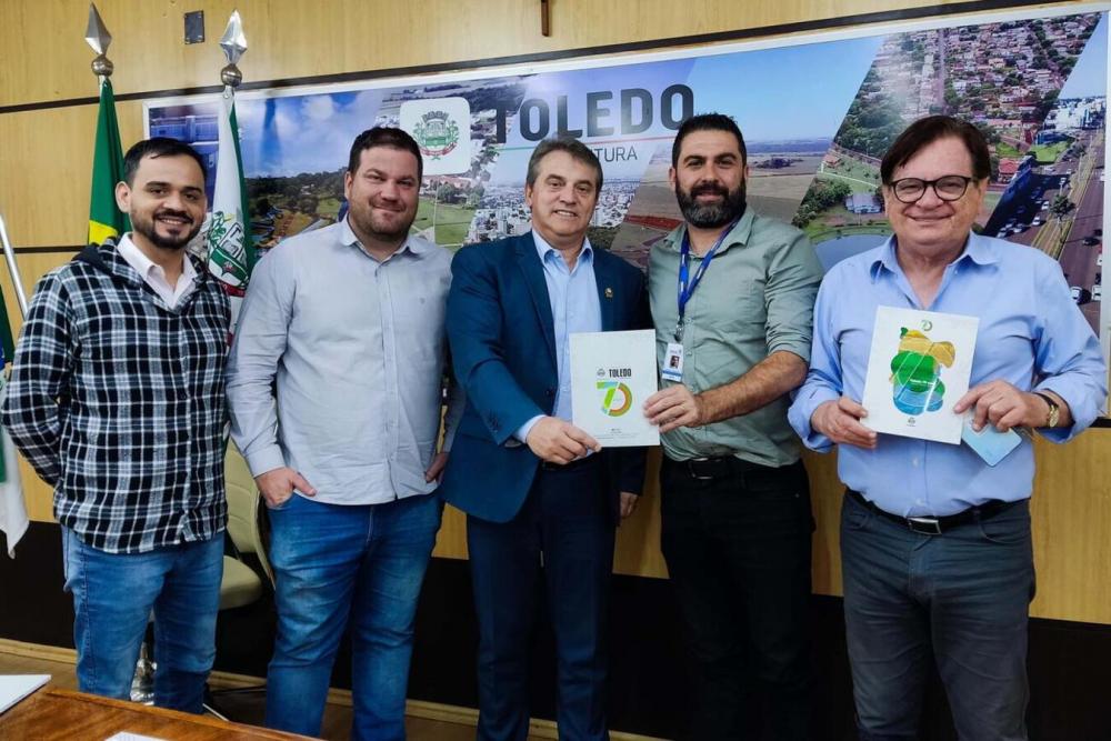 Emprego e renda é tema de encontro na Prefeitura de Toledo