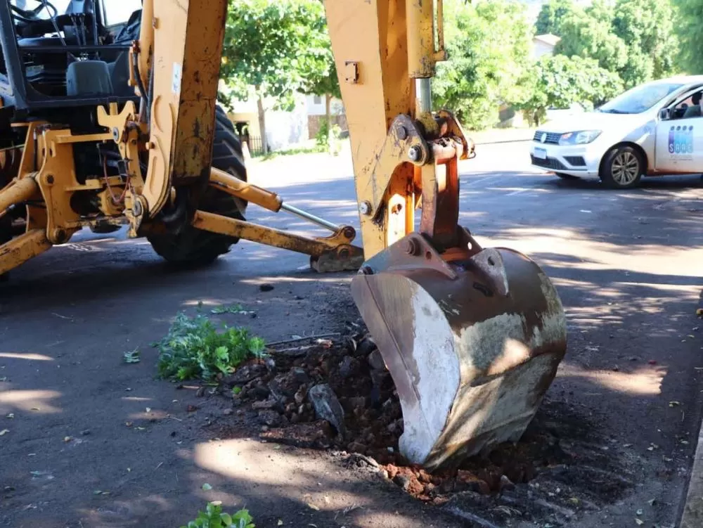 Conjunto Habitacional Itamaraty recebe recape asfáltico