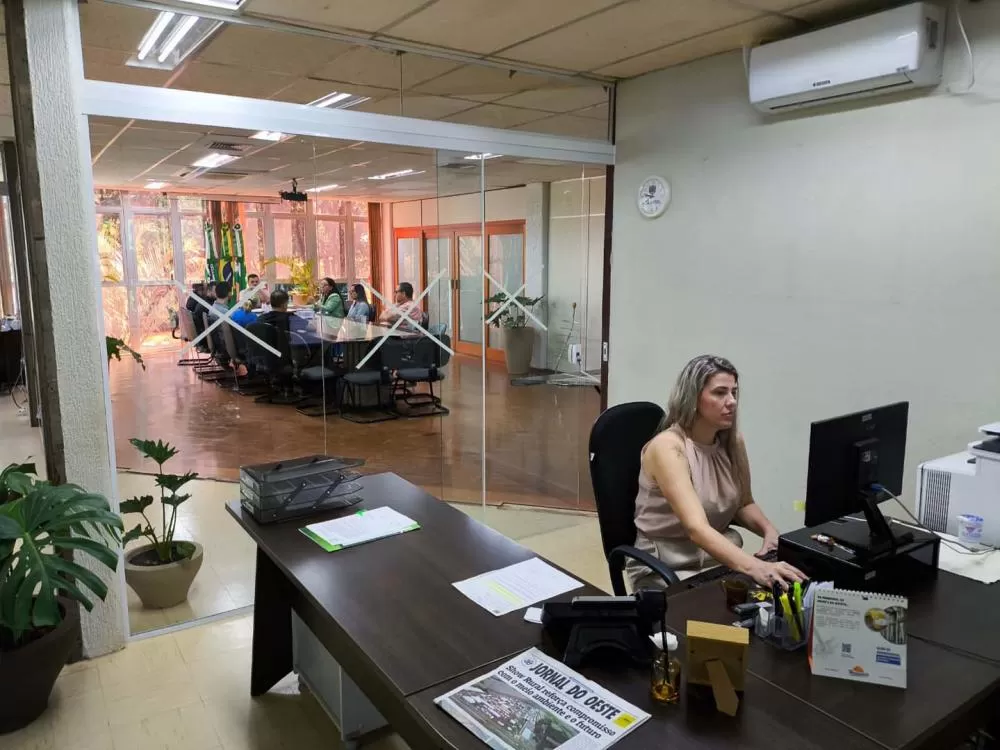 Prefeitura de Marechal Cândido Rondon aposta na transparência com salas envidraçadas