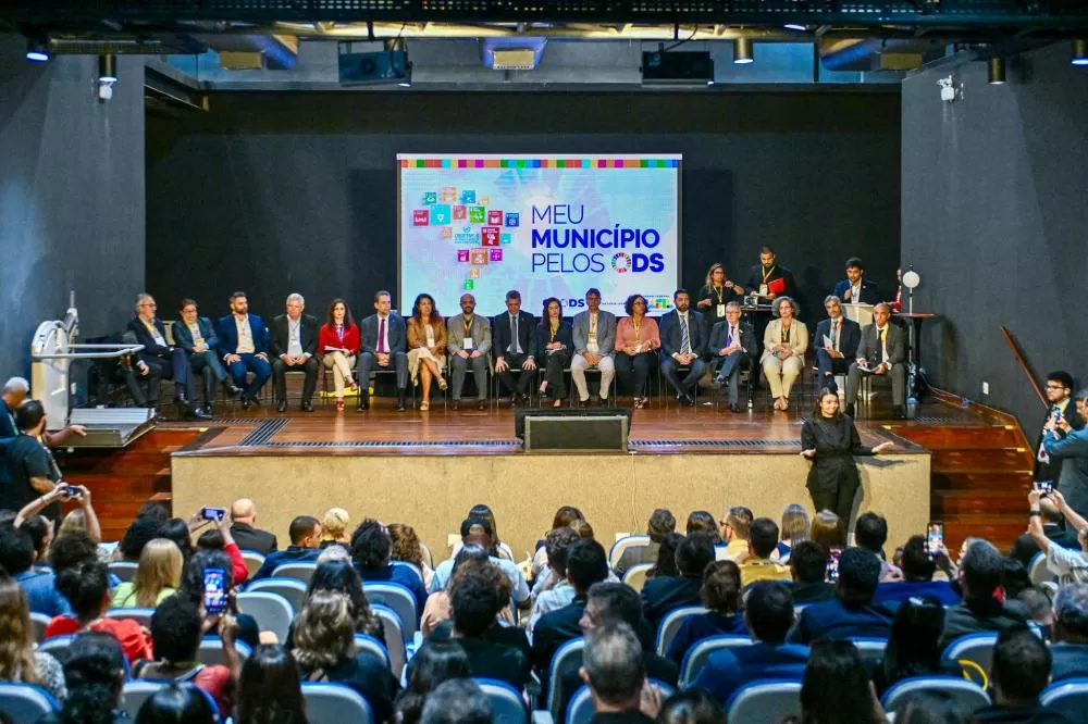 Itaipu participa de lançamento de pacto pelos ODS com novos prefeitos