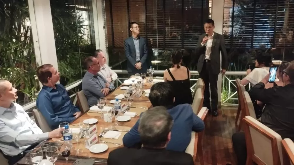 Jantar especial homenageia autoridades de Foz do Iguaçu e o Consulado da China