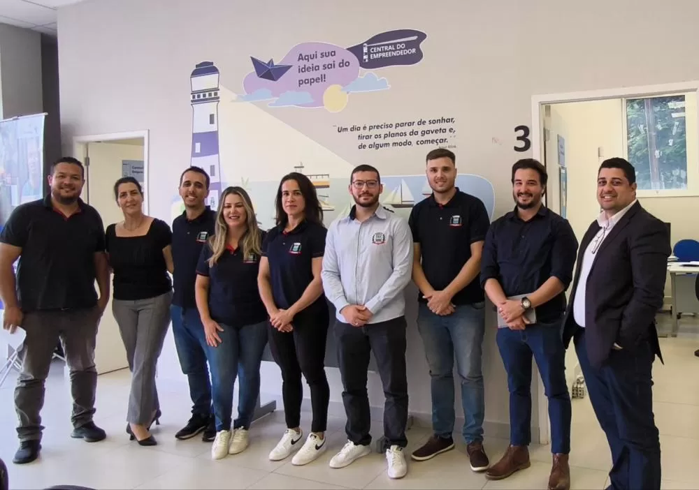 Foz do Iguaçu recebe comitiva de Guaíra para apresentar projetos de acesso a mercado e compras públicas