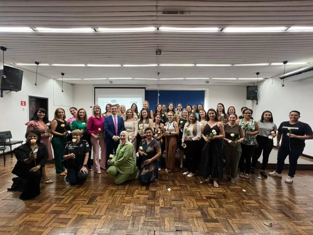 Prefeitura promove palestra sobre importância da prevenção para reduzir violência contra a mulher