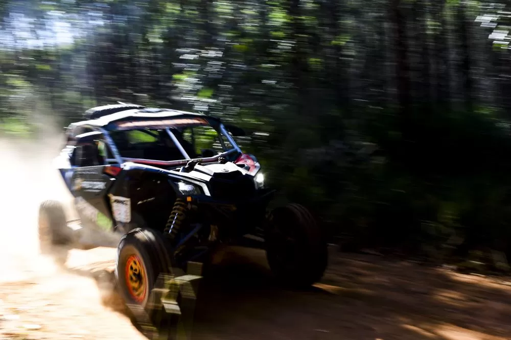 Competidores do Rally Transparaná vencem fase mais longa e largam para última etapa Foto: Dom Fotografia