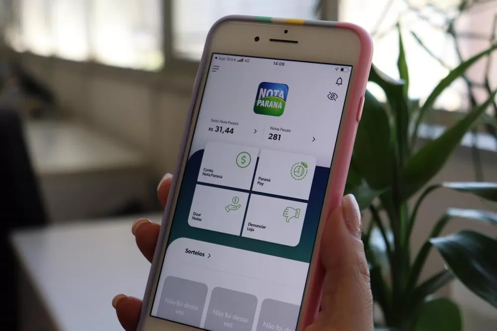Com recorde duplo, Nota Paraná devolve mais de R$ 36 milhões em créditos Nota Paraná devolve valor recorde de créditos em cinco anos: R$ 36,1 milhões Foto: Gabriely Smek/SEFA-PR