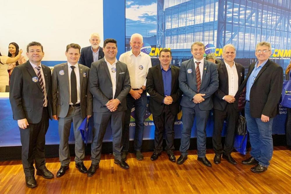 AMOP participa de mobilização municipalista em Brasília