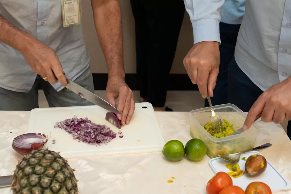 Workshop com nutricionista na Itaipu ensina refeições práticas e saudáveis