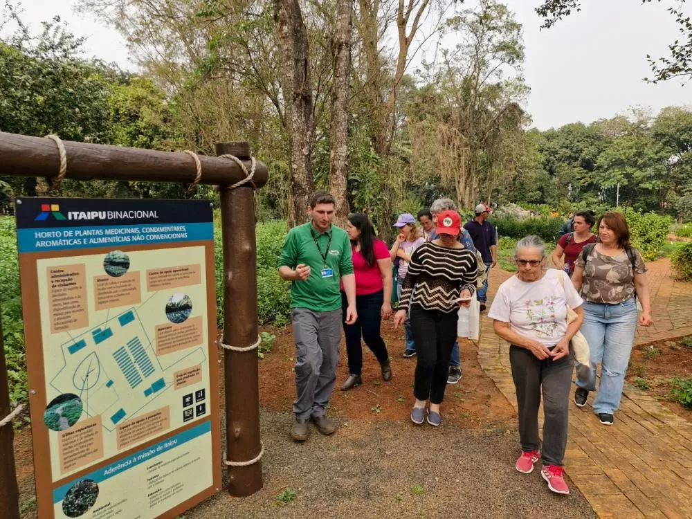 Ednubia Ghisi e Comunicação Bem Viver.