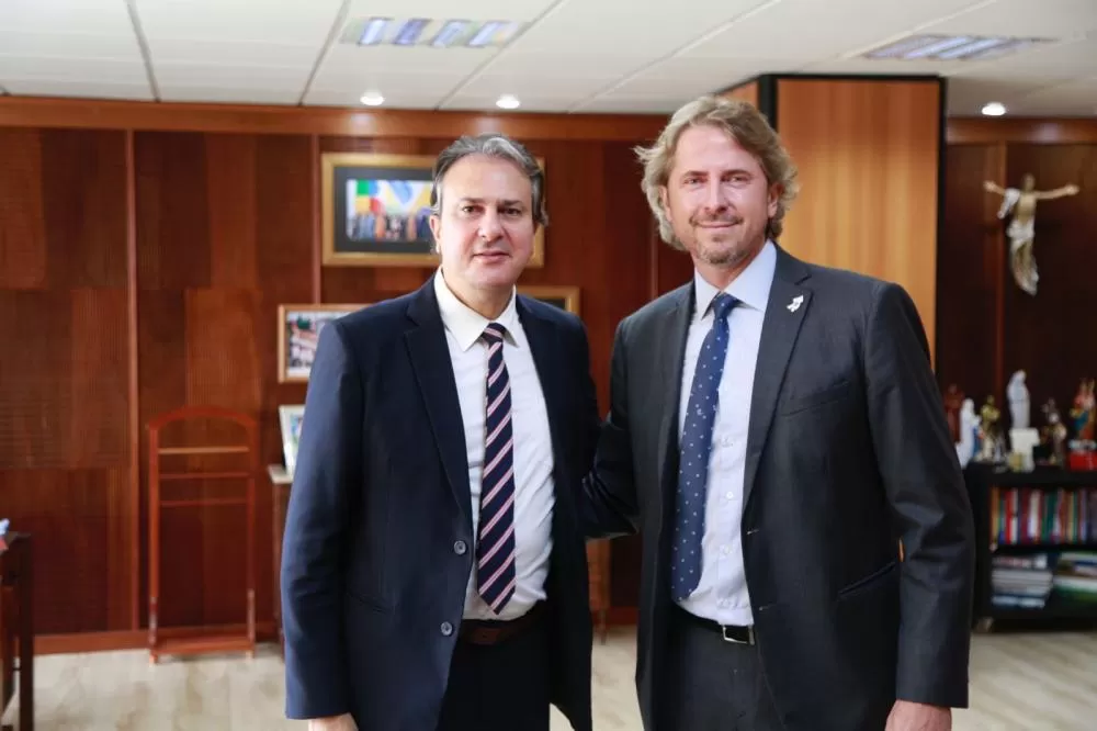 Foto com o ministro Camilo - Ângelo Miguel/MEC.