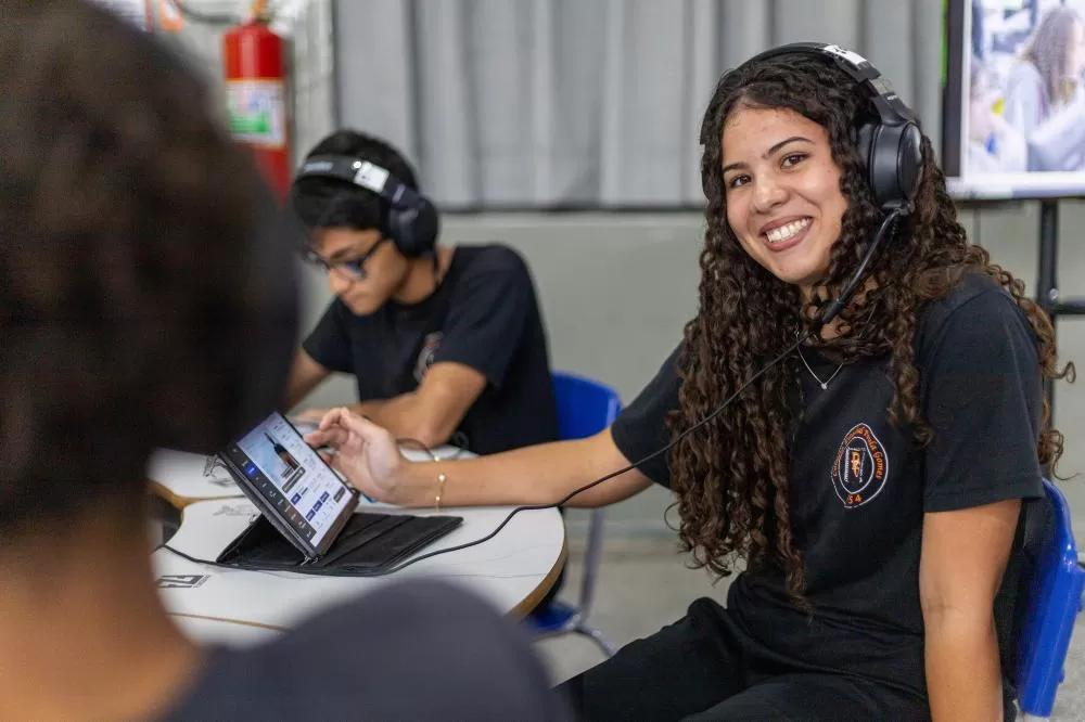 Educação lança recurso digital Enem Paraná, que deve beneficiar mais de 100 mil estudantes Foto: Lucas Fermin/SEED