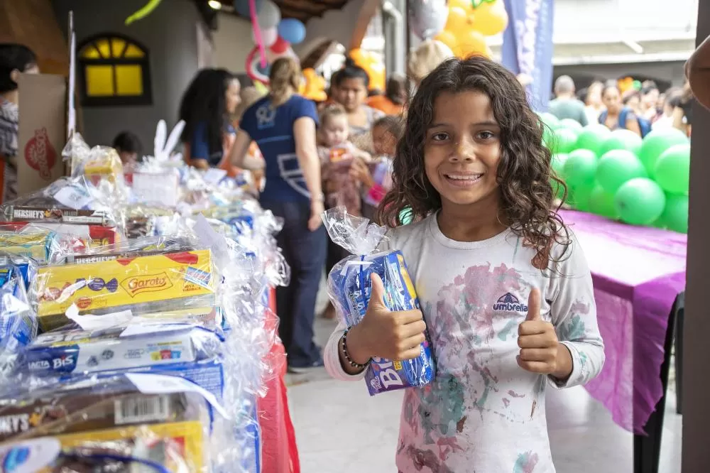 Páscoa Para Todos presenteia 1.100 famílias de comunidades em vulnerabilidade social Foto: Claudio Neves/Portos do Paraná