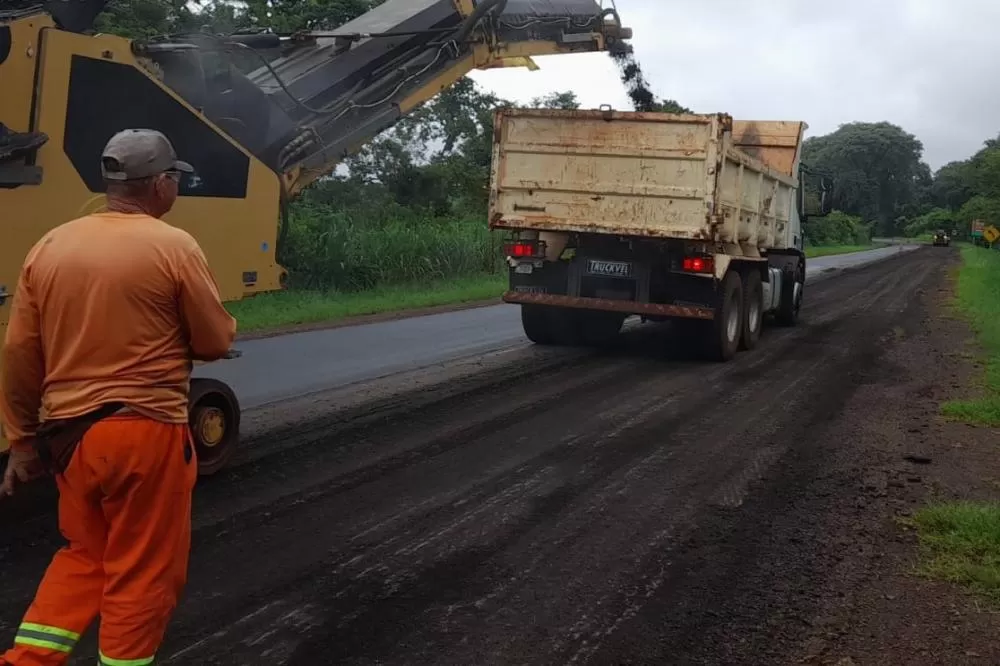 DER/PR realizará audiência pública sobre restauração de 900 km de rodovias Foto: DER-PR