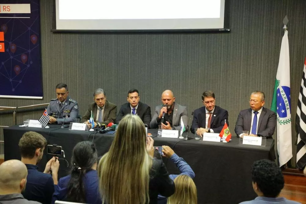 Paraná e mais quatro estados debatem integração de esforços no combate ao cime Foto: Paulo Henrique Vieira/SESP