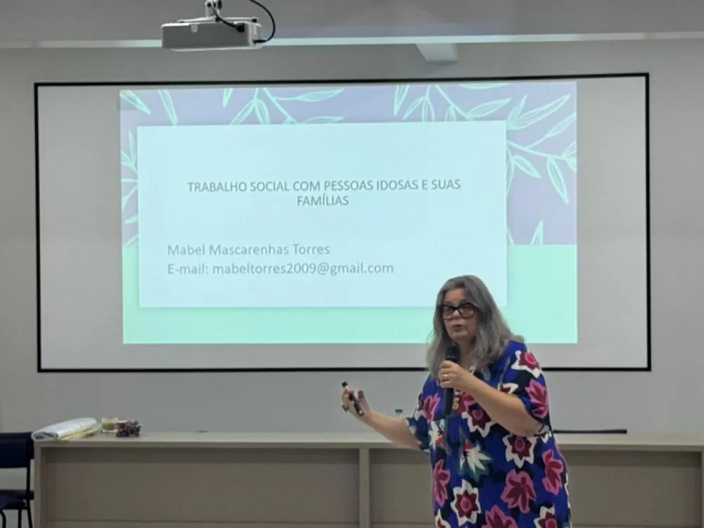 Capacitação promovida pela Secretaria de Assistência Social fortalece atendimento a idosos em Foz do Iguaçu