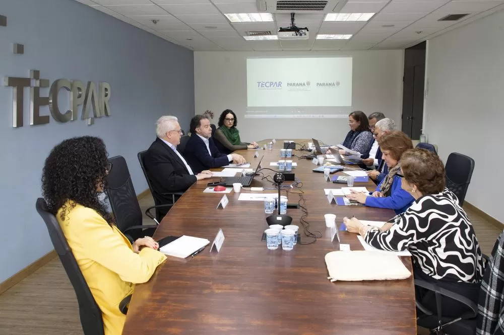 CURITIBA - 19/05/2025 - Diretor-Presidente do Tecpar, Celso Kloss, recebe Cristian Morales e comitiva da OPAs no TECPAR - Foto: Hedeson Alves/TECPAR Foto: Hedeson Alves/Tecpar