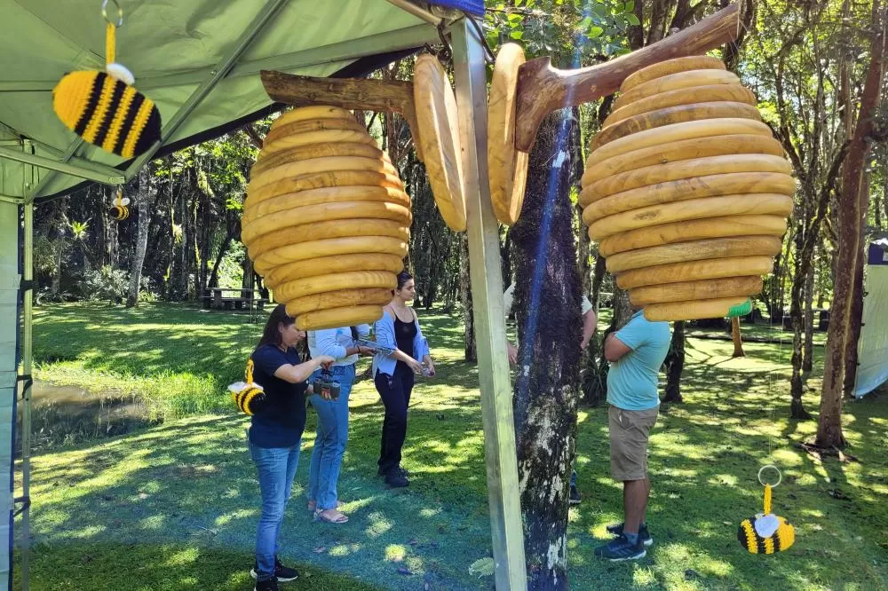 Dia Mundial da Abelha: Poliniza Paraná vai chegar a mais 11 complexos ambientais do Estado em 2025 Foto: Denis Ferreira Netto/SEDEST-PR