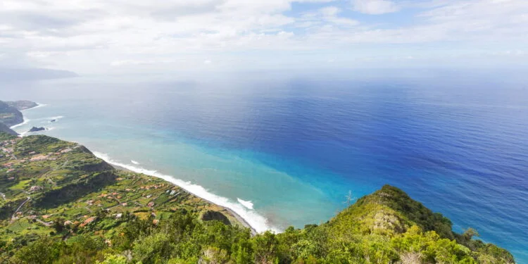 Ilha - Créditos: depositphotos.com / kamchatka