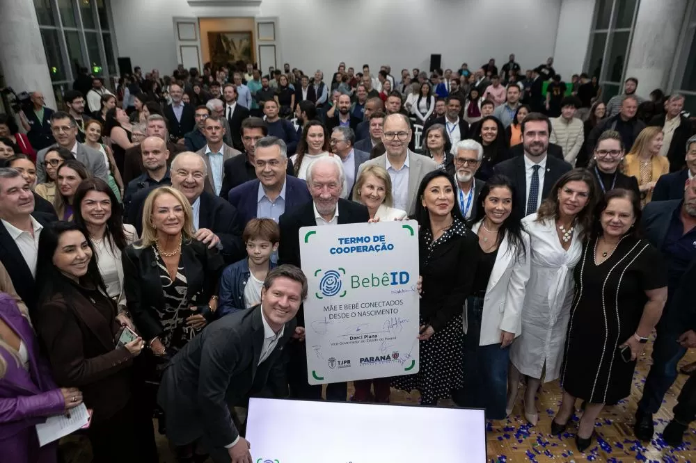  Roberto Dziura Jr/AEN