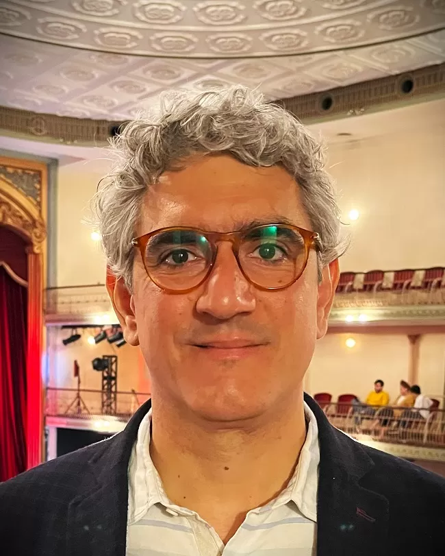 Historiador e professor da UFPR, Fernando Seliprandy, lança obra, que explora o cinema documental ligado aos descendentes de militantes, em quatro eventos com palestras e exibição de filmes (Crédito: divulgação).