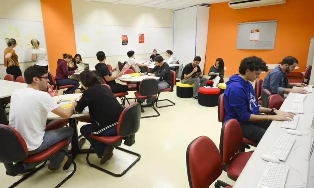  Icaro Nicanor Candido/ESPM