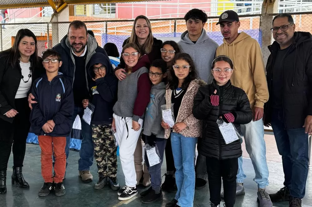 Estado entrega mais 636 óculos do programa Bons Olhos para alunos de escolas públicas