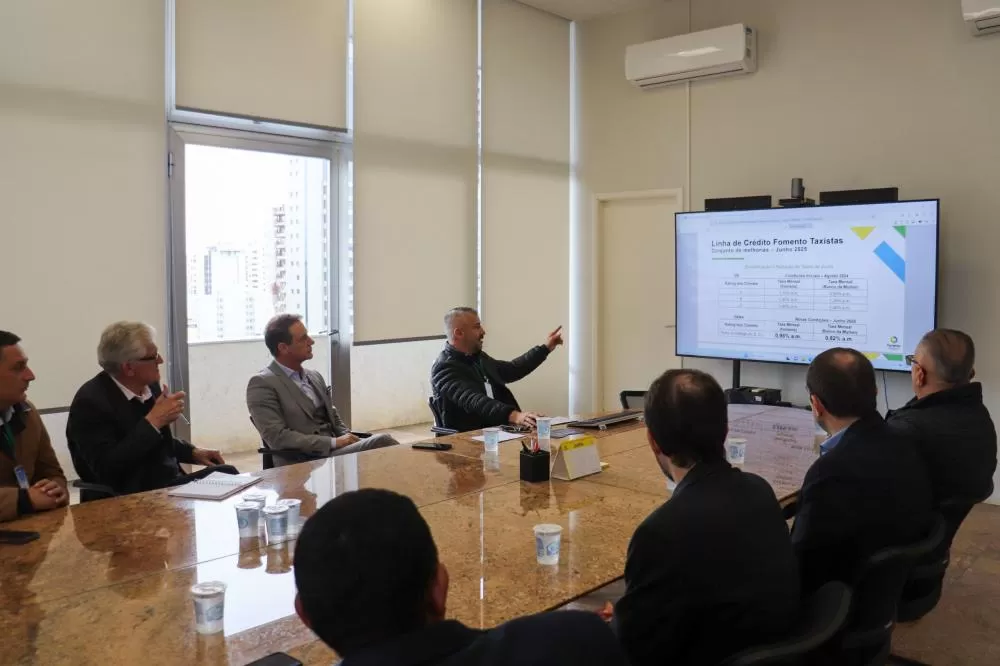 Menor faixa do País: Fomento Paraná baixa juros de crédito para taxistas Foto: SEFA