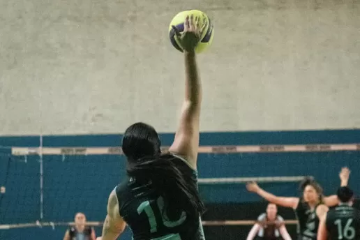 Com apoio do Governo do Estado, capital recebe a VI Copa Curitiba Master de Voleibol Foto: Cia do Volei