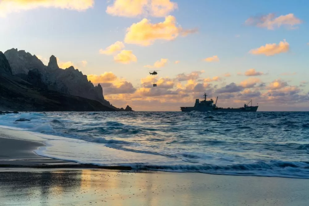Chegada dos equipamentos a Trindade. Foto: Alexandre Marchetti/Itaipu Binacional.