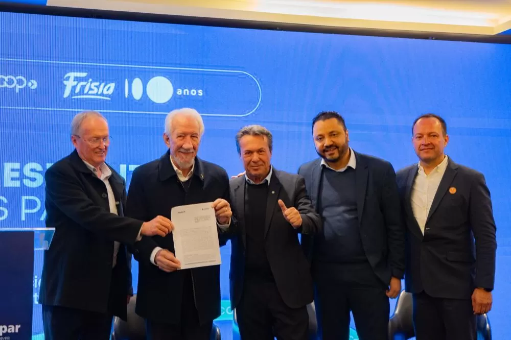 Paraná formaliza parceria para fortalecer cooperativas escolares em colégios agrícolas Foto: Hugo Silveira/Seed-PR