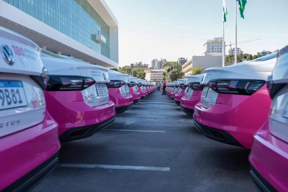 Frota oficial do Estado passará a ser abastecida de forma mais sustentável Foto: Geraldo Bubniak/AEN