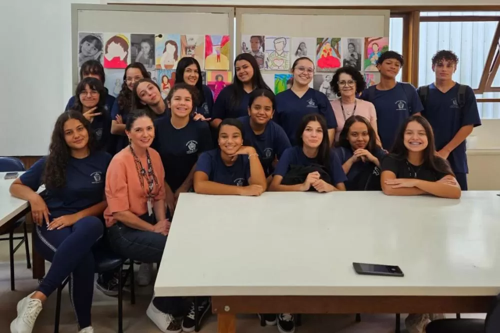 Centro Juvenil de Artes Plásticas ajuda a formar professores em cultura e história Foto: CJAP