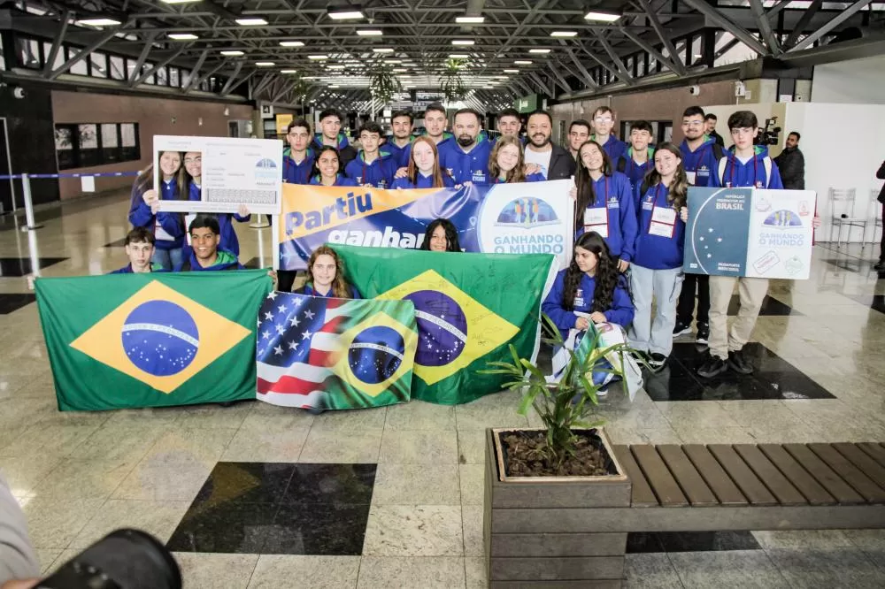Inédito: 50 alunos de Colégios Agrícolas do Paraná embarcam para os EUA Foto: SECOM