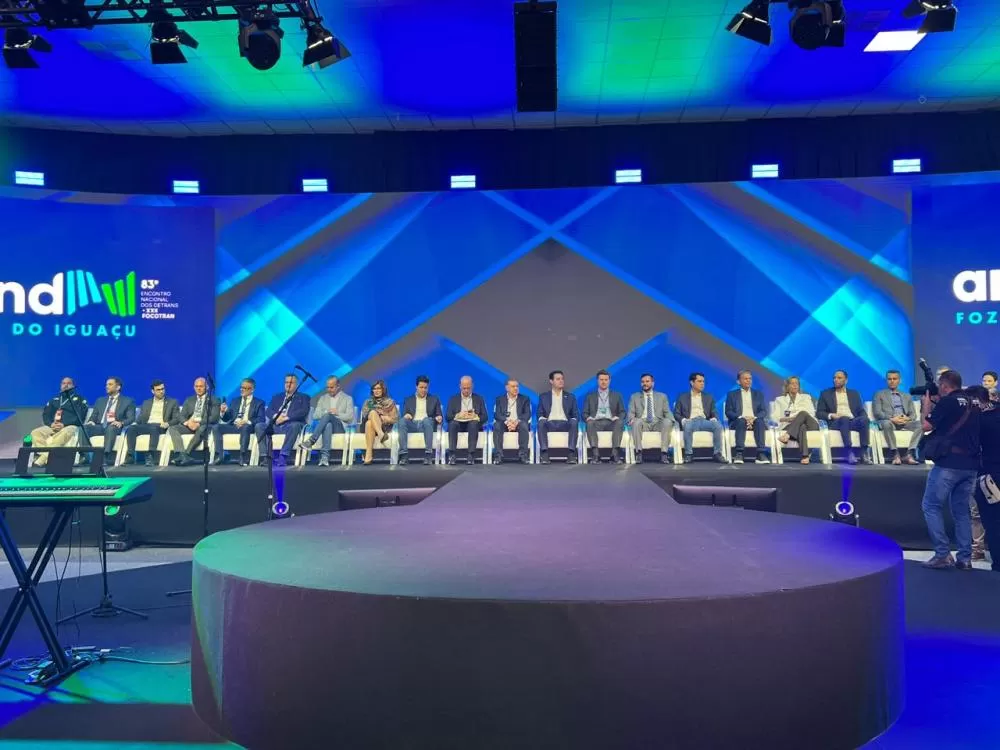 Encontro Nacional dos Detrans discute integração e segurança no trânsito do Mercosul em Foz do Iguaçu