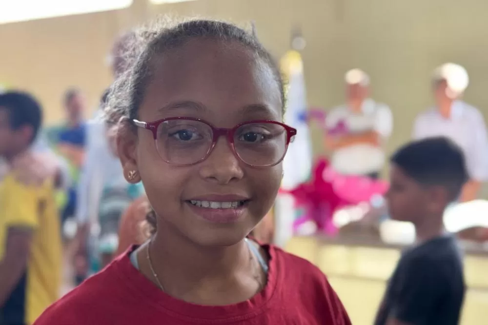 Programa Bons Olhos Paraná entrega mais 318 óculos a estudantes de cinco municípios Foto: SEDEF