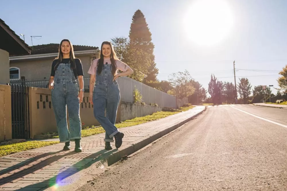 Rota do Asfalto Novo, Vida Nova apresenta avanços das obras de pavimentação nas cidades Foto: SECOM