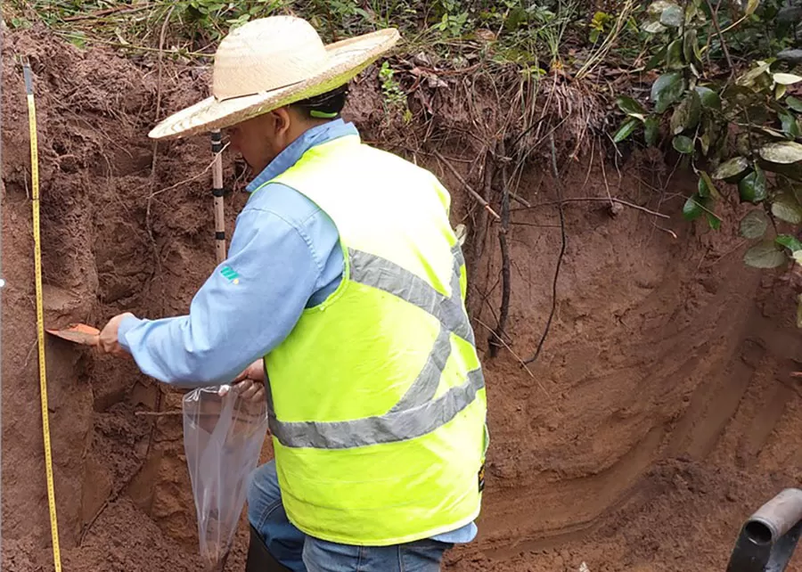 Método simplificado de medição de carbono no solo com laser e IA