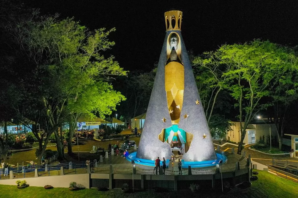 Turismo religioso terá novo atrativo aos fiéis, localizado no Oeste do Paraná - Na foto, monumento dedicado a Nossa Senhora Aparecida em Itaipulândia Foto: Gilson Abreu/AEN