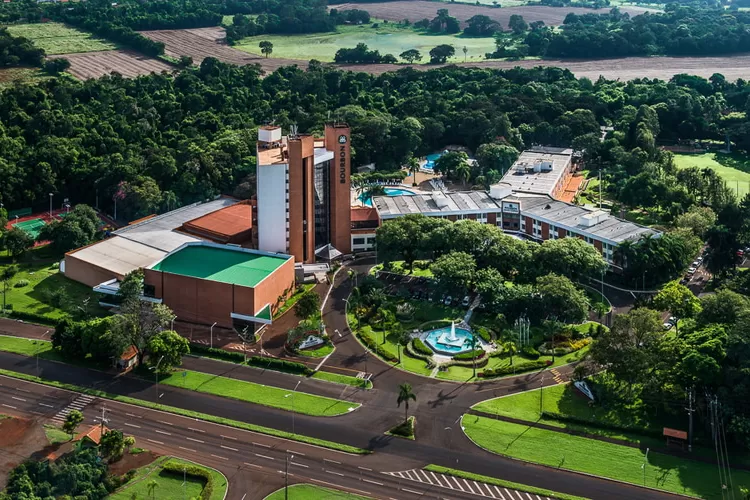 Curitiba e Foz do Iguaçu são grandes destinos do Paraná para turismo de negócios e eventos Foto: Divulgação